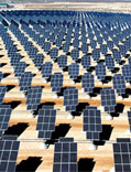 Solar panels © Wikimedia Commons